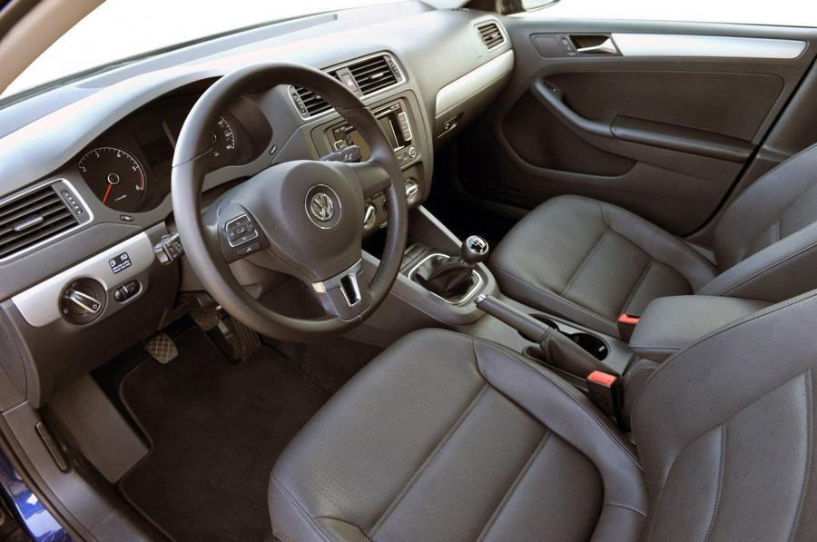  Volkswagen Jetta TDi 2011 года  (фото 34 из 120)